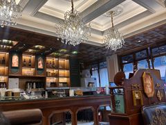-秘密旅行Bonjour(黑金冠 江南西店)
