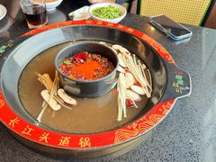 -三江两海老火锅(北京首店)