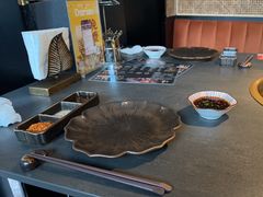 -铭牛烧肉·和牛海鲜自助(高新月牙湖店)