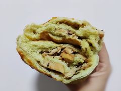 牛油果熏鸡-丁香西饼屋(桂林路店)