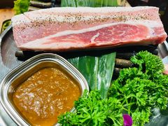 -明洞阿姨·韩式酱蟹烤肉·创意料理(三元桥店)