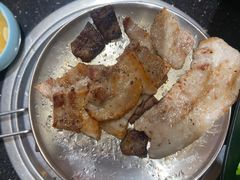 -韩烧牛中牛·甄选黑牛烤肉(黑金店)