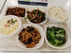 -浦东图书馆读者餐厅
