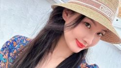 -睫乐园•睫公馆•美睫美甲沙龙