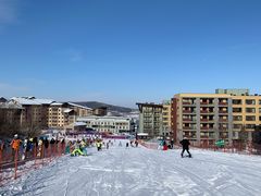 -中旅松花湖滑雪场