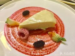 -大中华希尔顿酒店-念自助餐·嗨啤·小龙虾