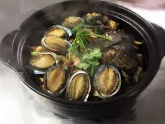 炭炉鲍鱼水鱼鸡煲-海兴炭炉鸡(桥中北路店)