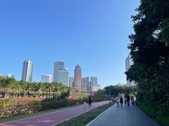 -万绿园