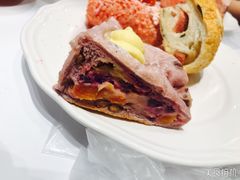 -奈雪的茶(湖滨银泰in77C区PRO店)