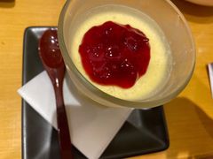 草莓奶霜冰淇淋-胜博殿日式炸猪排(西红门店)