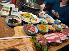 -明洞阿姨·韩式酱蟹烤肉·创意料理(三元桥店)