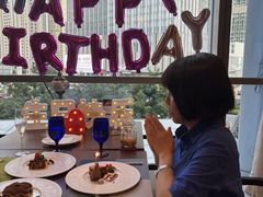 -香格里拉鱼跃地中海西餐厅·牛排披萨