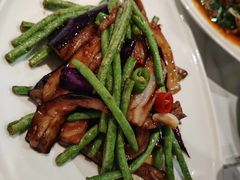 茄子烧豆角-金熊猫川菜餐厅
