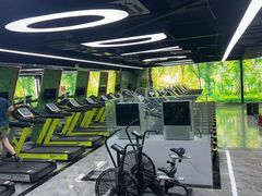 -宝德龙游泳健身