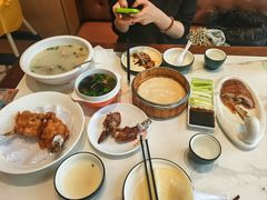 -梅利汴京烤鸭•开封豫菜地标店(东大街店)