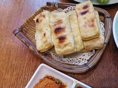 -老滇山寨•云南特色菜•地方菜•民族风情歌舞表演(经开区店)