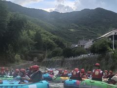 -虎啸峡漂流