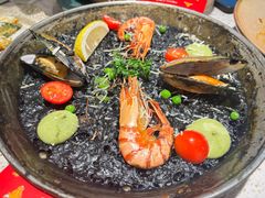 墨鱼汁西班牙海鲜饭-CRAZYONES西班牙海鲜饭(上海美罗城店)