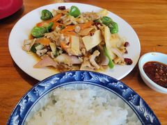 -老街坊餐吧