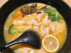 -云味馆过桥米线(皇庭广场店)