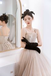-洋洋婚纱品牌集合店