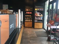 -星巴克(G15苏通大桥服务区西区)