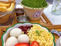 桂花草莓饱饱碗-似季甜铺·糖水·下午茶·小吃(麦地店)