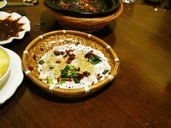 -富正毅三下锅·湘西韵味(天门山索道店)