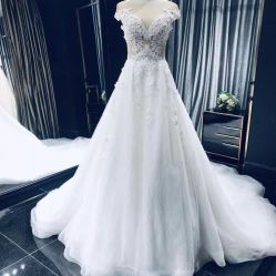 -GRACE KELLY婚纱与礼服(北京店)