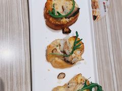 -必胜客(证大大拇指店)
