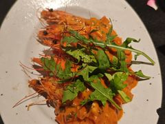 西班牙小番茄烩超级虾-LIVSO Chef里所·CAFE&BISTRO(珠江新城店)