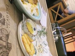 -茶港·点心·啫啫煲(范湖万达广场店)