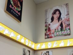 -豚妈妈汤饭·部队锅(南京东路店)