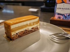 朗姆焦糖榛果脆-星巴克臻选(上海虹桥新天地三店)