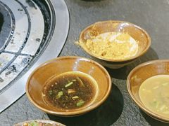 -阿山卓·野生菌火锅·纳西火塘烤肉