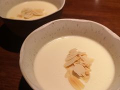 杏仁豆腐-山杏yama-katsu·吉列炸物