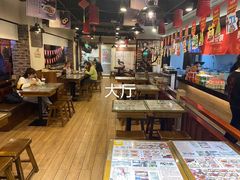 大堂-双燕楼·手工馄饨·汤面小吃(世纪汇店)
