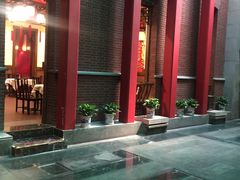 -梅龙镇酒家(南京西路总店)
