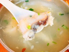 鱼汤-依云煎包店