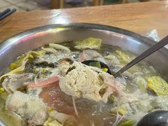-泸州酸菜豆花火锅川师店