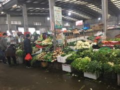 -七宝蔬菜农副产品综合交易市场-停车场