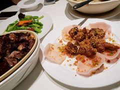 -八府香鸭·啫啫煲(华山路店)