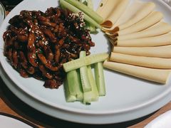 -伊喜饺子·烤鸭(五道口学院路店)