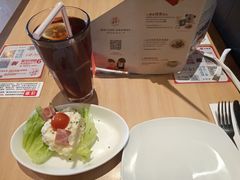 -必胜客(机场路店)