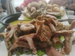 -野菌皇海景野生菌火锅(滨海大道店)