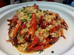 -肥肥虾庄·金牌油焖大虾(沙湖店)