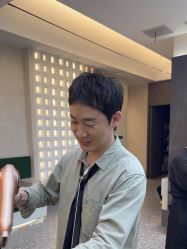 -苏豪美发S A L O N烫发染发