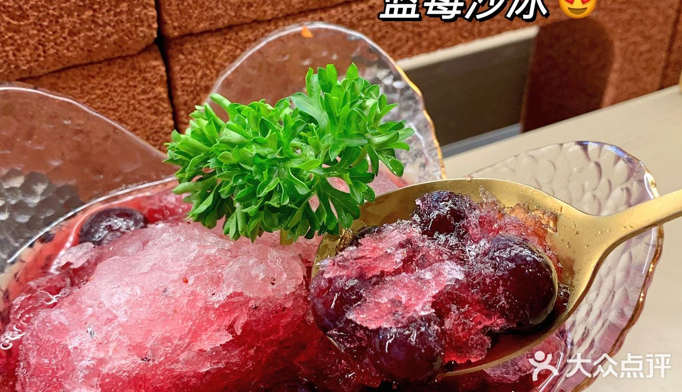 上海超火的烤肉店中午来广州啦，人均不超百，吃到扶墙❗️