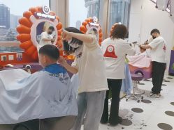 -Oh my head儿童理发(绿地·新田360店)