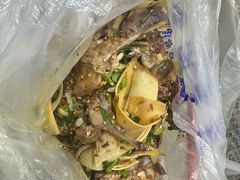 -奉天玖福记熏拌鸡架(泛华店)
